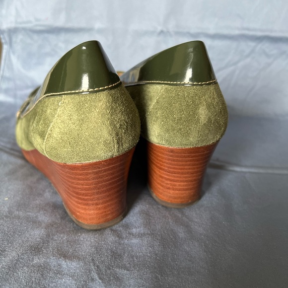 LLBean womens wedge loafer - Picture 2 of 5